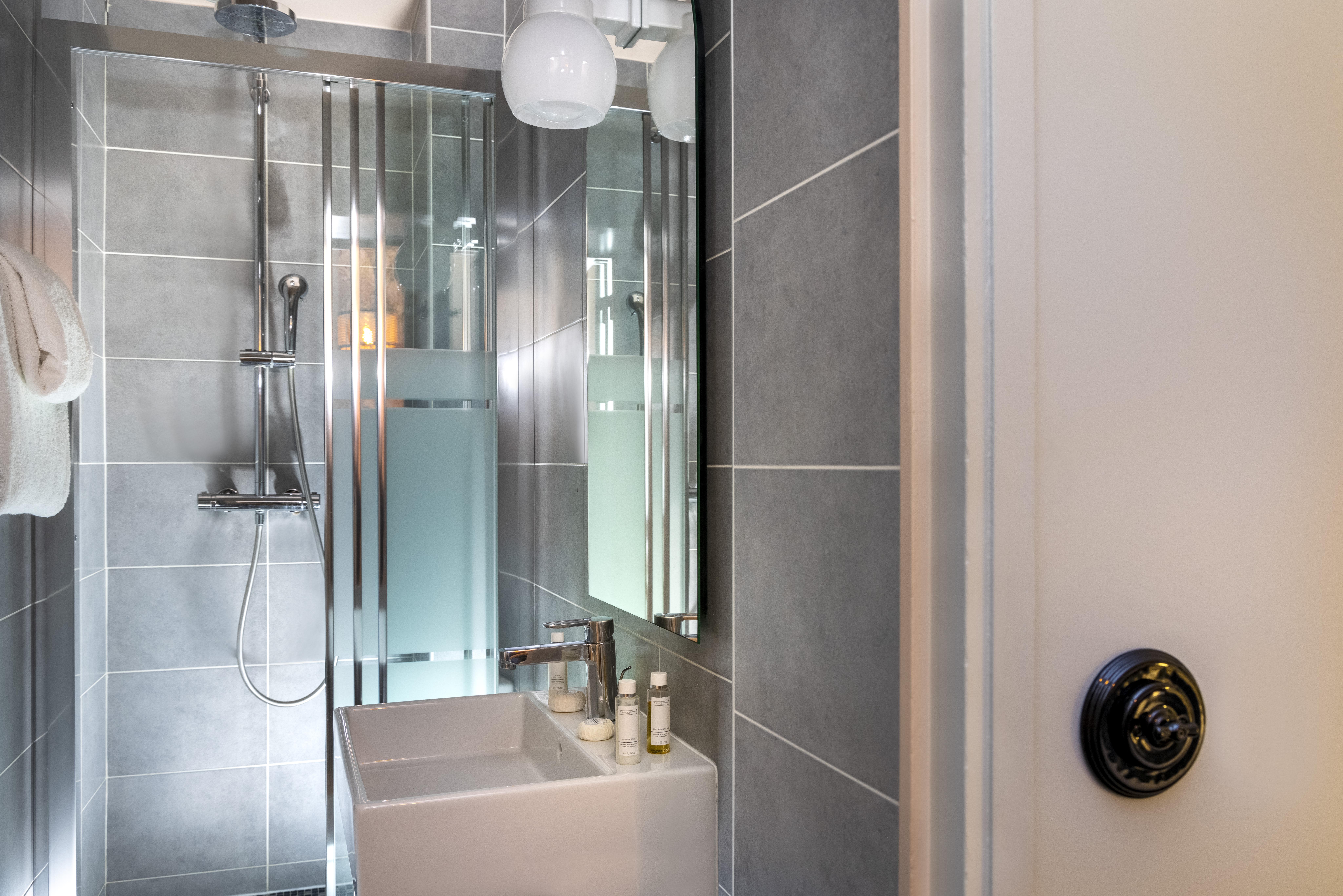 Fior D'aliza 3* Parigi